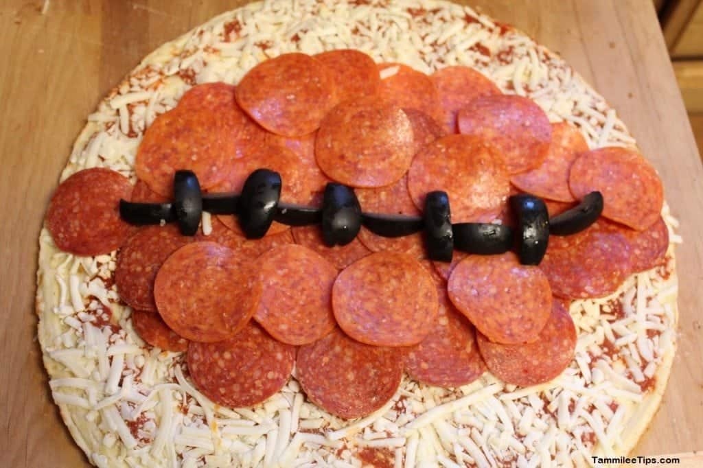 Last minute football party! Check out these Football Pizzas