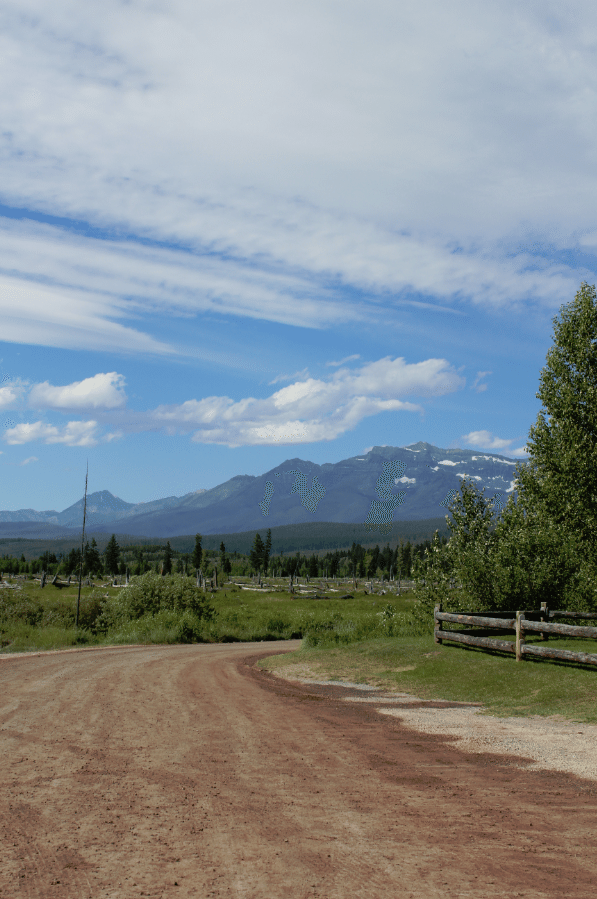 A visit to the Polebridge Mercantile in Polebridge Montana