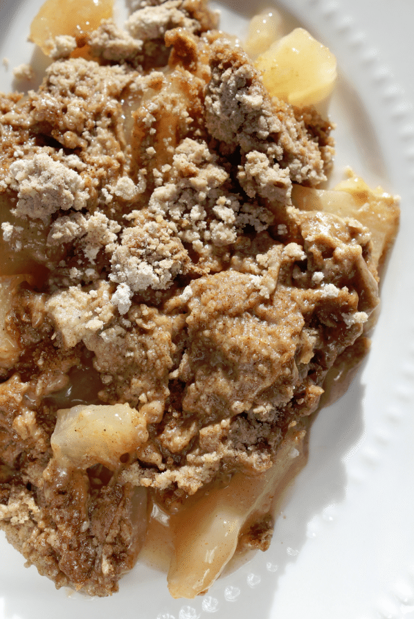 Super Easy Crock Pot Apple Spice Dump Cake Recipe