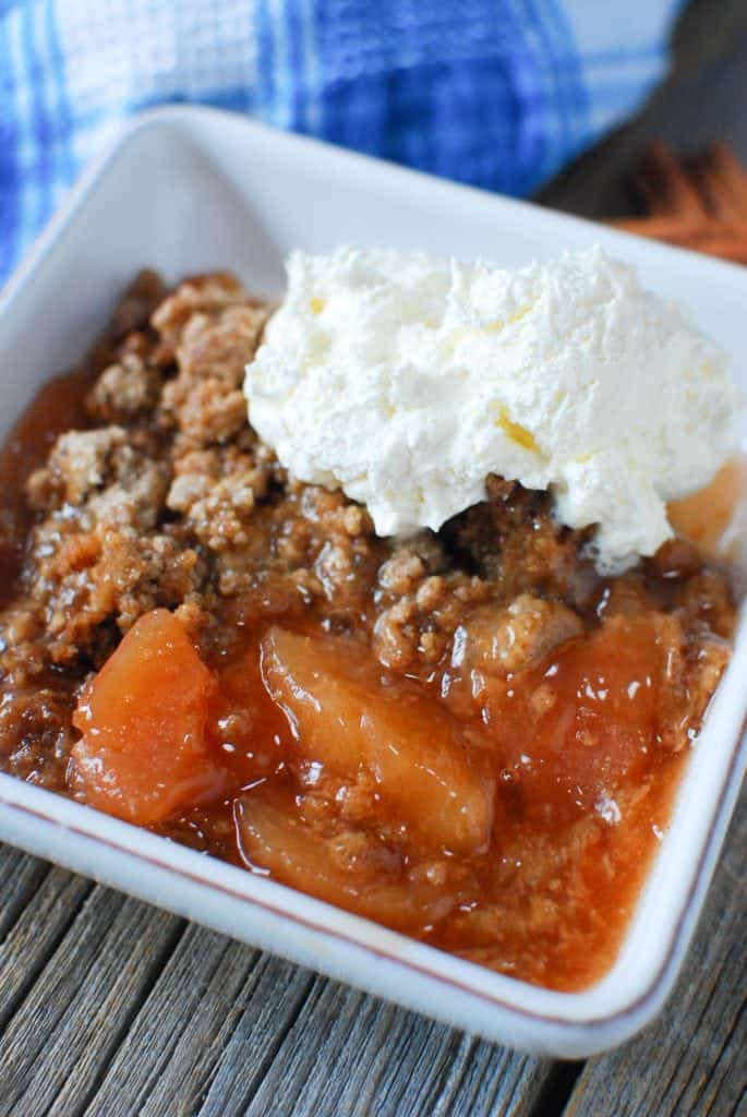 Super Easy Crock Pot Apple Spice Dump Cake Recipe