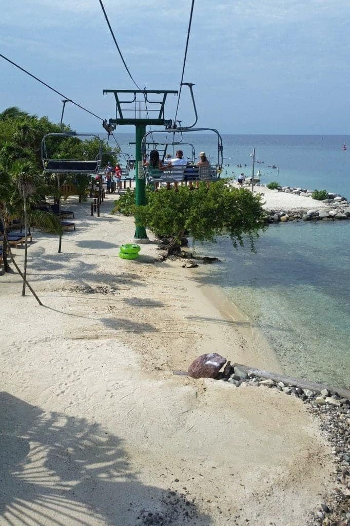 Modern Magical Flying Beach Chair Roatan for Small Space