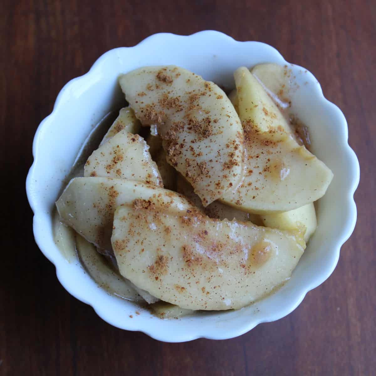 Boston Market Apples in a white bowl