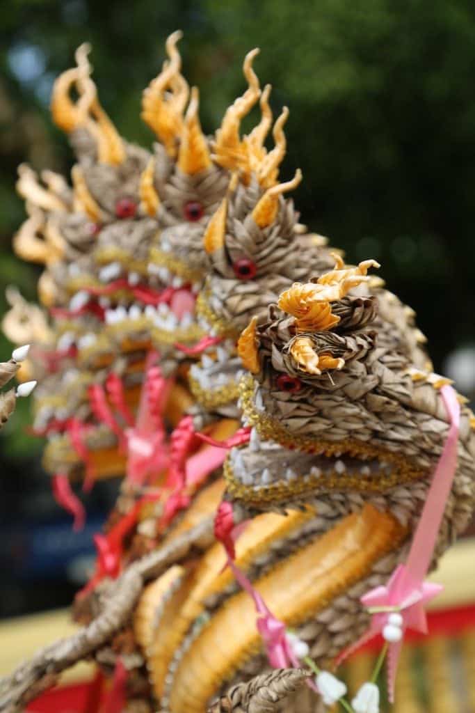 Chaing Khan Thailand temple offering up close