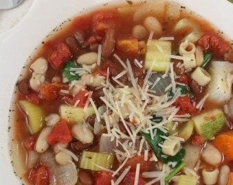 Crock Pot Copy Cat Olive Garden Minestrone Soup Recipe