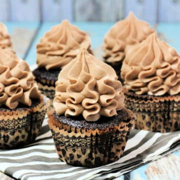 Nutella Cupcakes w. Nutella Frosting