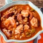 Super easy crock pot gumbo recipe the entire family will love! This cajun slow cooker recipe includes sausage, chicken and shrimp! Best crock pot recipe you will try!