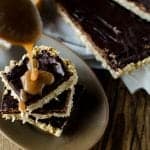 Easy Banana Chocolate Caramel Oat Bars Recipe! Only a few ingredients needed to make this delicious recipe perfect for school lunches, office lunch or a sweet treat.