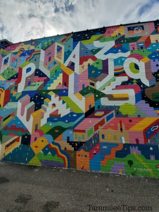 plaza walls mural