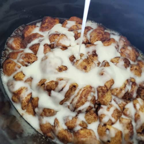 Cinnamon Roll Monkey Bread (w/refrigerated rolls!) [VIDEO] - Dinner, then  Dessert