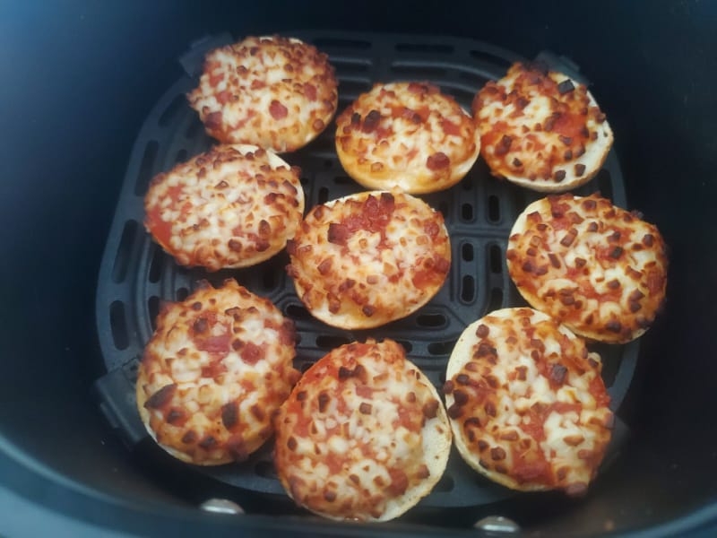 Pizza bagel bites in the air fryer basket