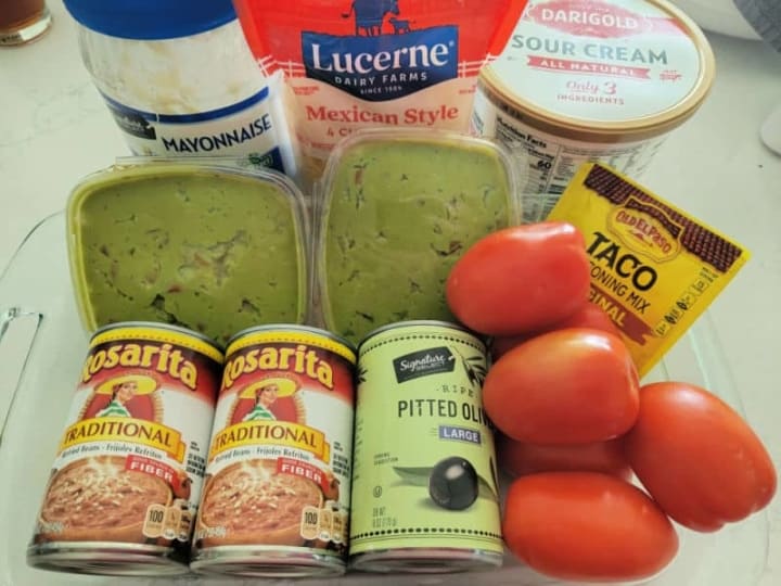 7 Layer Taco Dip Recipe - Tammilee Tips