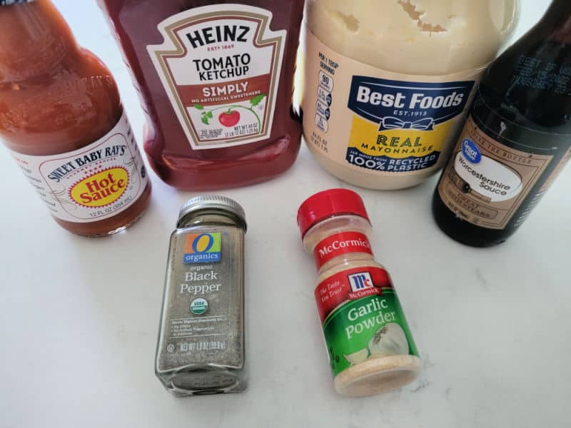Comeback sauce ingredients hot sauce, ketchup, mayo, Worcestershire sauce, black pepper, garlic powder 