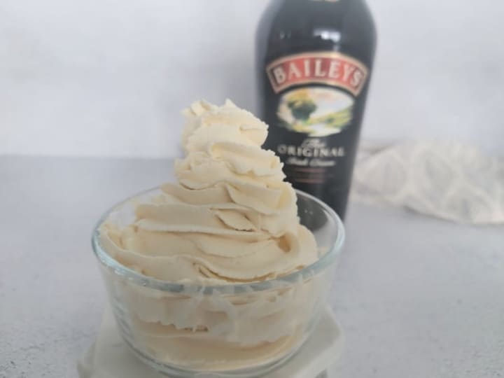 Baileys Whipped Cream Tammilee Tips