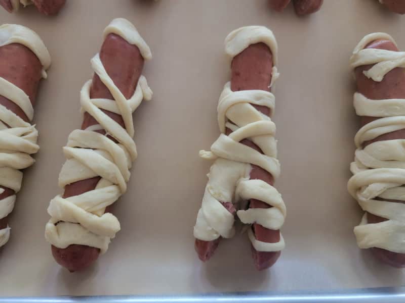 hot dogs wrapped in crescent roll strips