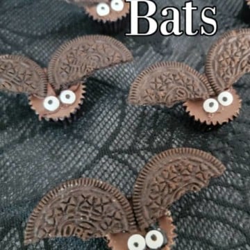 Reeses Bats text over multiple chocolate oreo bats