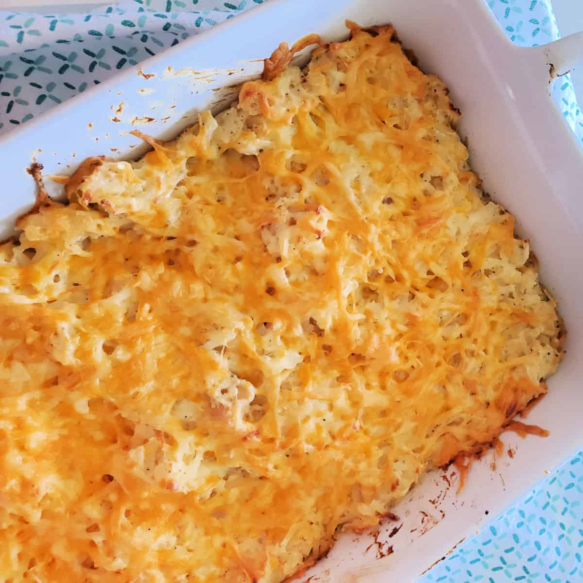 Crockpot Cracker Barrel Hash Brown Casserole {easy toss & go recipe!}